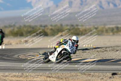 media/Dec-07-2025-CVMA (Sun) [[3e7d2de5dc]]/Race 18-Formula Twins-Formula 40 UL/